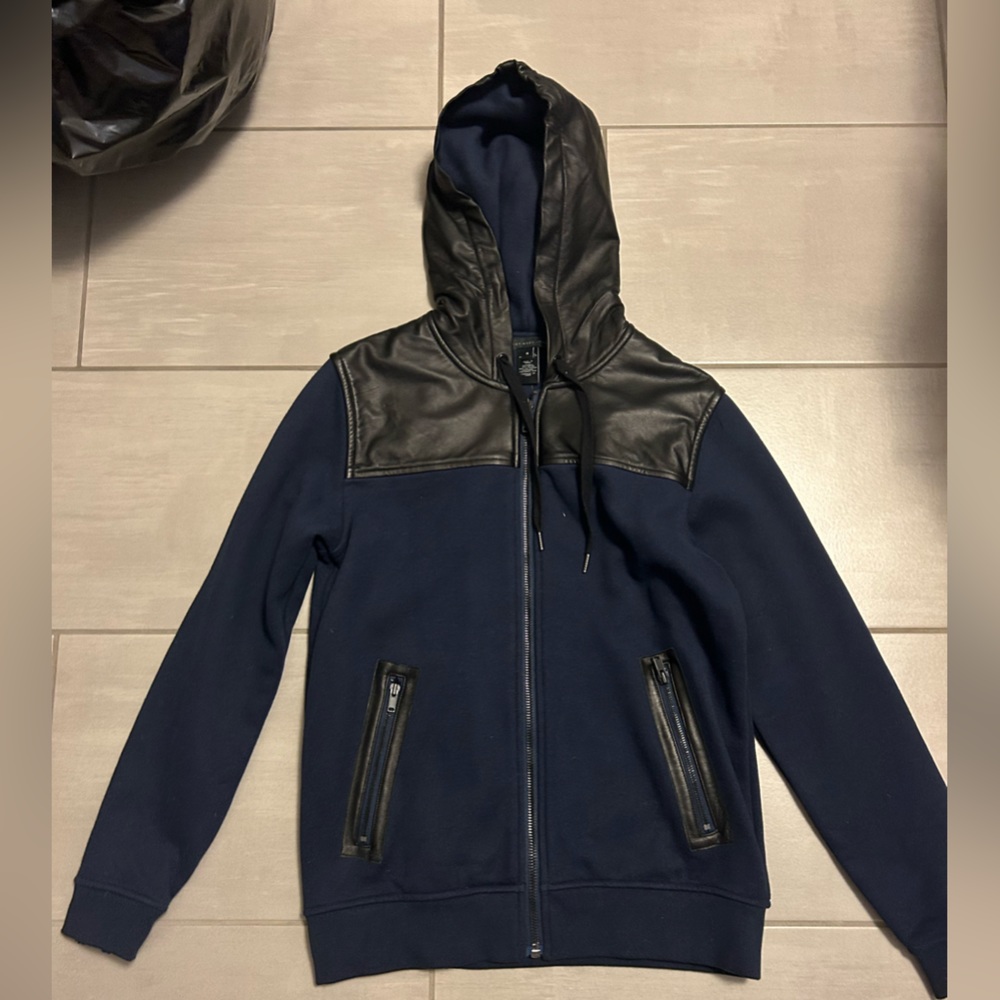 Marc Jacob zip up sweater
